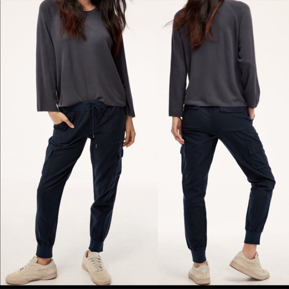 Aritzia Community Cebu Cargo Pants - Navy Blue - XXS